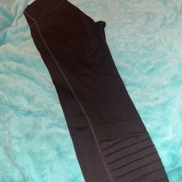 ae black ‘the everything legging’ - Picture 3 of 4